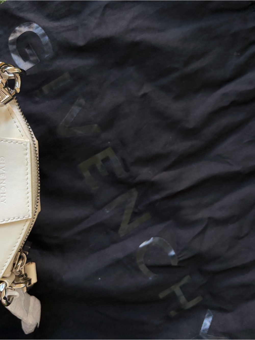 Givenchy Antigona Mini Xbody Bucket Bag Ivory Calfskin Silver Hardware Italy - Picture 7 of 9